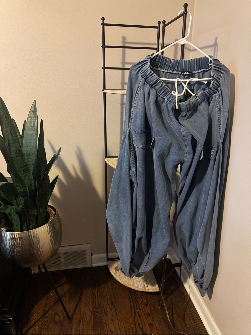 Women’s Boyfriend Denim Jogger Jeans - Blue